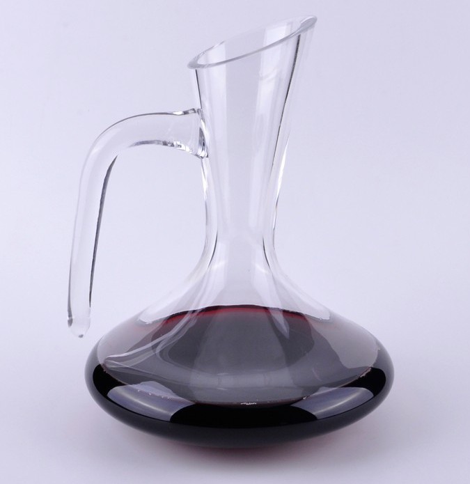 Glass-wine-antique-decanter-with-handle-glass
